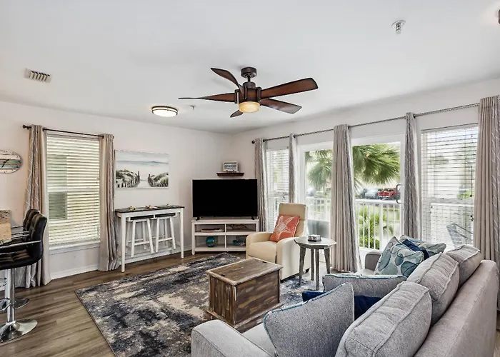 Gulf Island Condos Unit 514 Navarre
