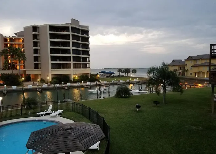 Bay Tree D78 - Dolphin Decks Villa Port Aransas