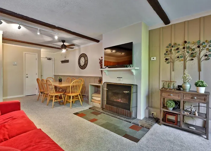 Cozy 3-Bedroom Whiffletree Condo In Killington, Vt With Ski-In Access, Shuttle, Summer Pool, Tennis