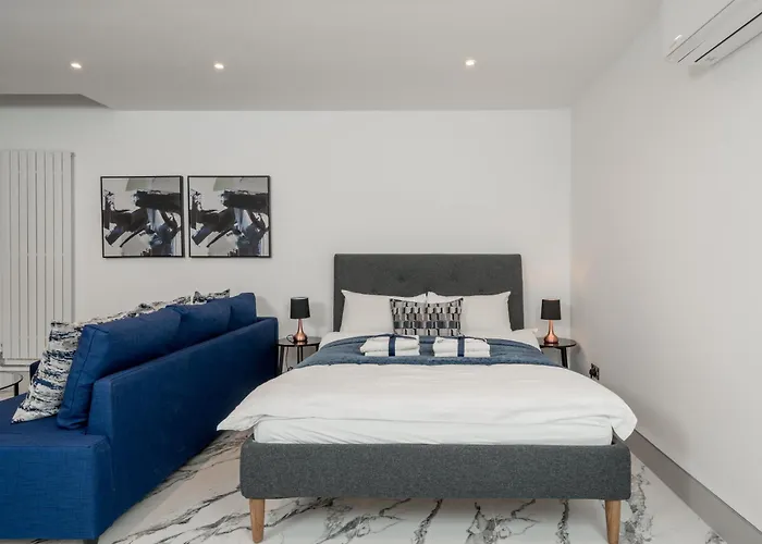 Luxury Eaton Mews House In London Villa
