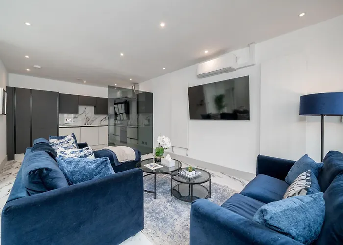 Luxury Eaton Mews House In London Villa