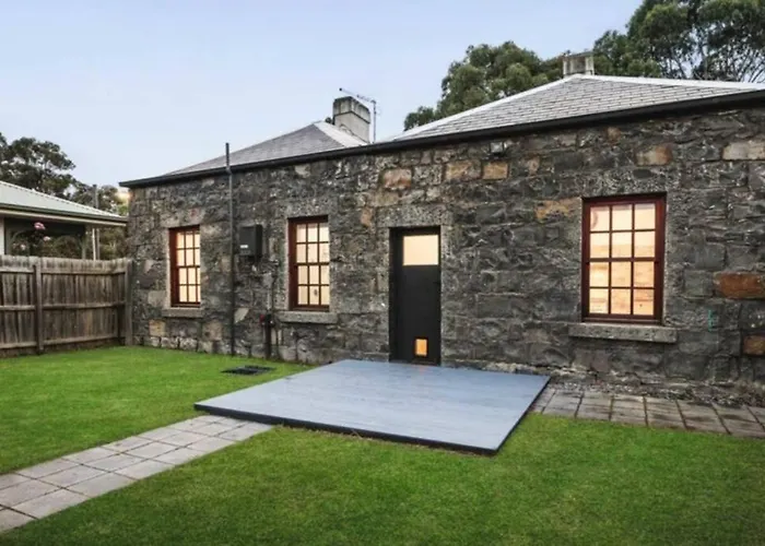 The Old Coach House C1850S Private Cottage Melbourne