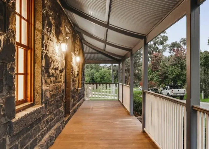 The Old Coach House C1850S Private Cottage Melbourne