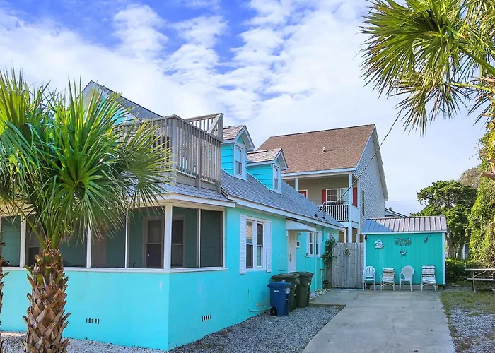 The Margaritaville House! Sleeps 13! Ocean Views And Rooftop Deck Myrtle Beach