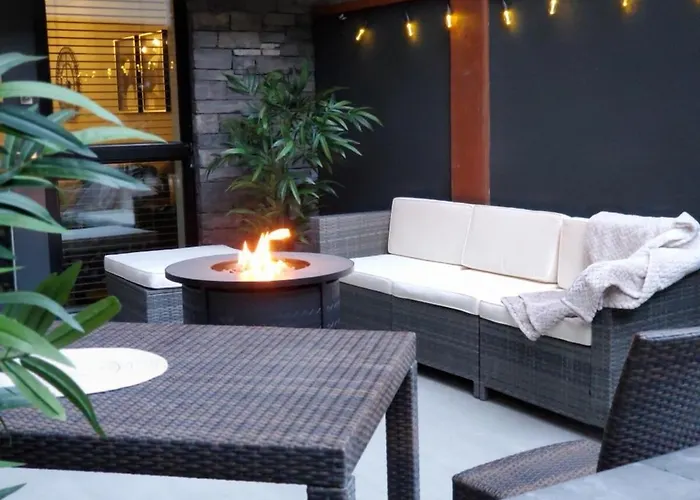 Le Bucheron Stunning Spring Creek Luxury Condo Canmore