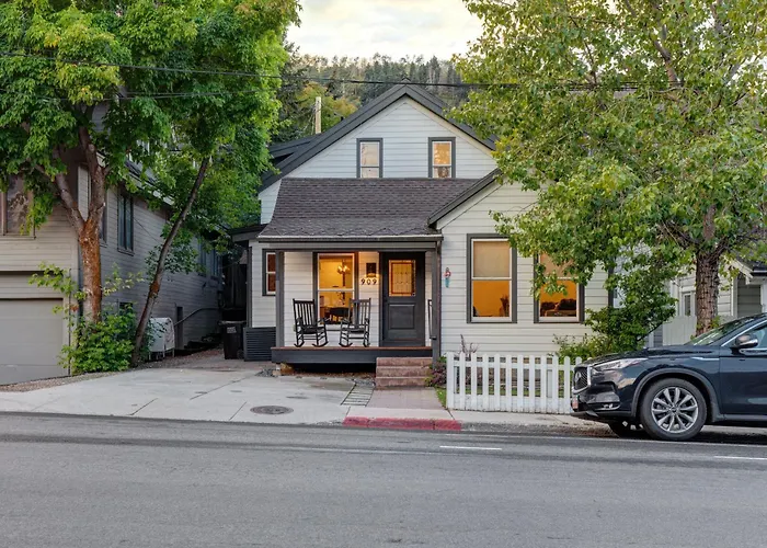 909 Park Ave Home Park City