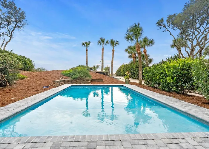 Large Oceanfront Pool ~ Classically Updated Historic Beach Home ~ 2 E. Beach Lagoon Hilton Head Island