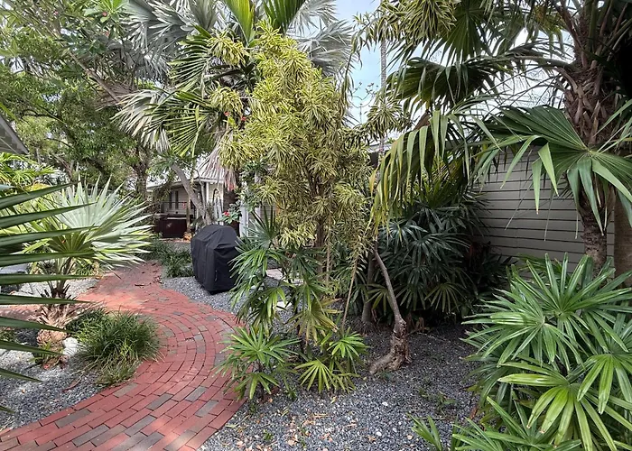 Ibis Suite - Southernmost Sanctuary Key West
