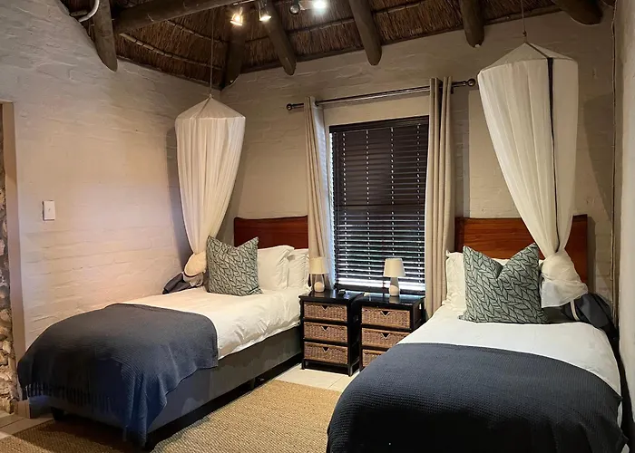 Mosaic Lagoon Lodge Stanford