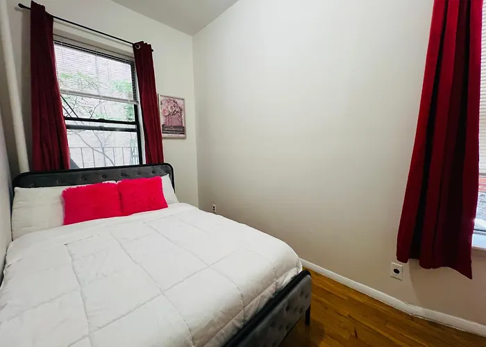 Amsterdam New York Apartment