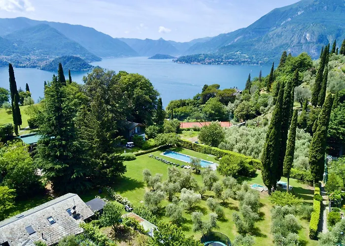 Castello Di Vezio In The Village Varenna