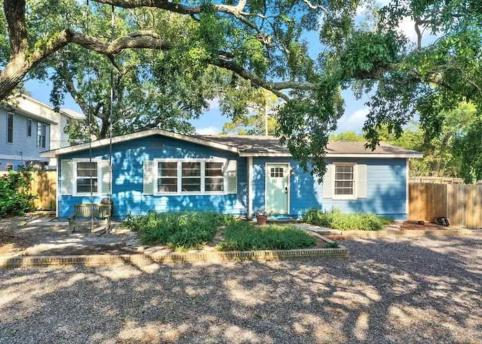Little Blue Beach House Tybee Island