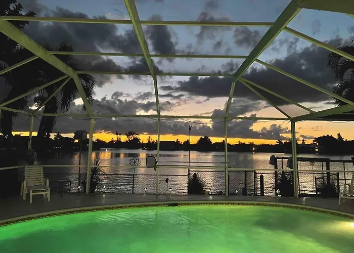 Shamrock Lakes With Heated Pool Get Away Cape Coral