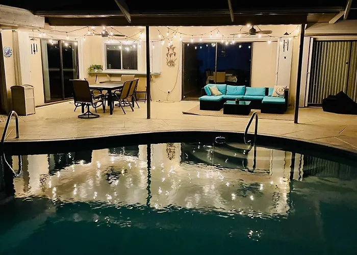 Shamrock Lakes With Heated Pool Get Away Cape Coral