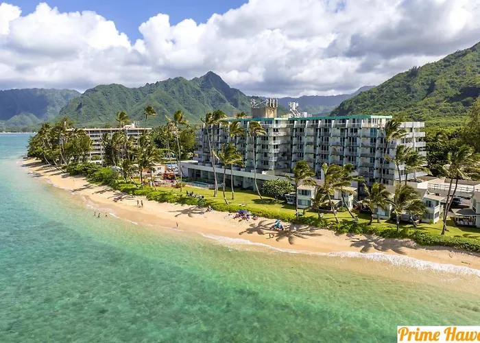 Luxury Beachfront Condo Hau'ula