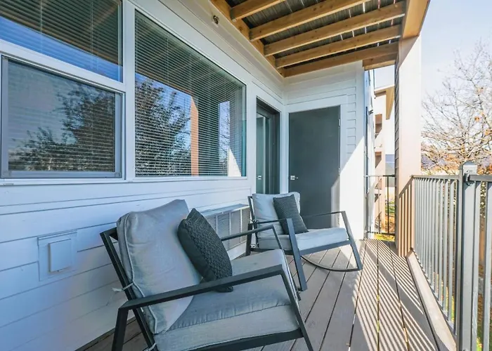 Skyview Loft-Unit B 203 Villa Kalispell