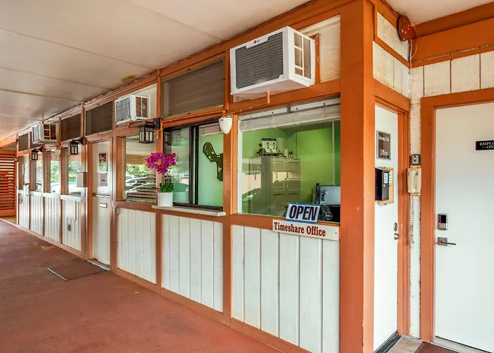 Kuleana Club #412 Oceanfront - 1 Bedroom & 1 Bathroom - Gated 2Nd Fl Kahana