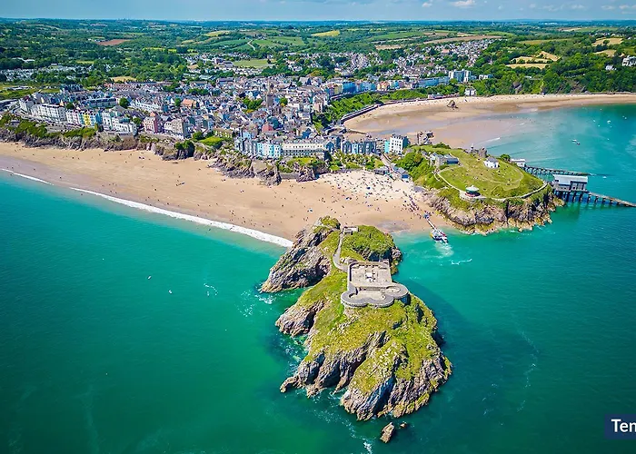 8 Croft Court Villa Tenby