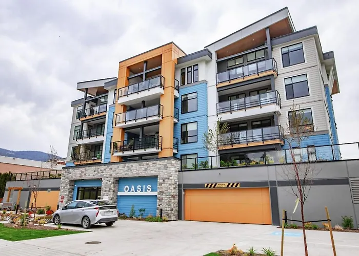 The Luna, New Penthouse W Patio, Lake And Mtn Views Harrison Hot Springs