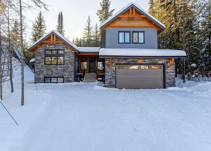 Kodiak Chalet - By Fernie Central Reservations