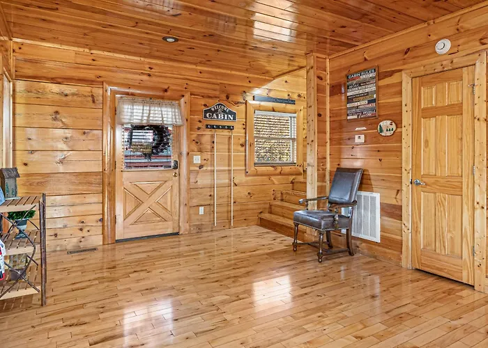 Knotty By Nature Sevierville