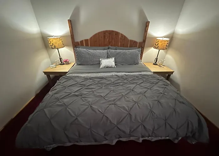 Trout Lily Cabin - Giant Spa Tub & Peaceful Location Eureka Springs