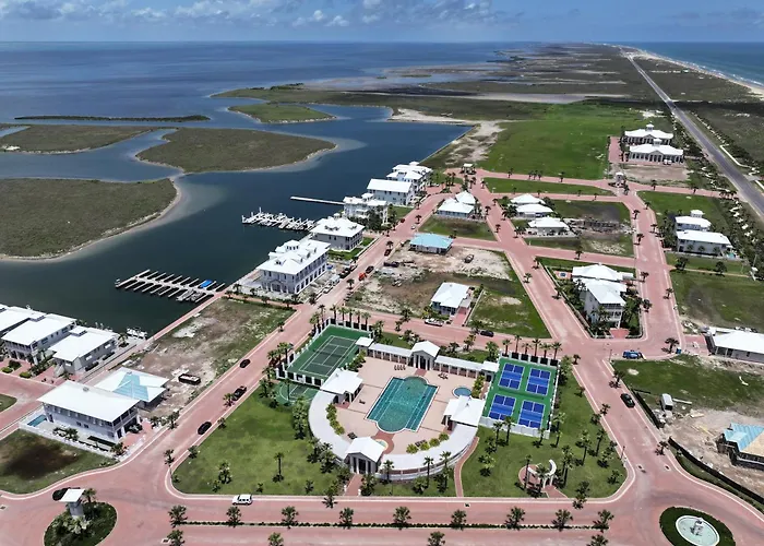 Seabreeze Cottage - Private Home At The Shores Home South Padre Island