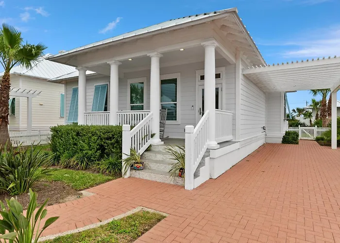 Seabreeze Cottage - Private Home At The Shores Home South Padre Island