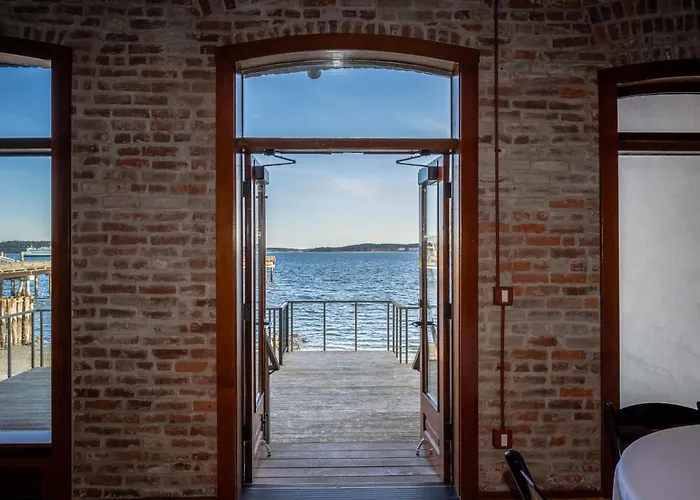 Water View Room 204 At The Belmont Hotel Port Townsend
