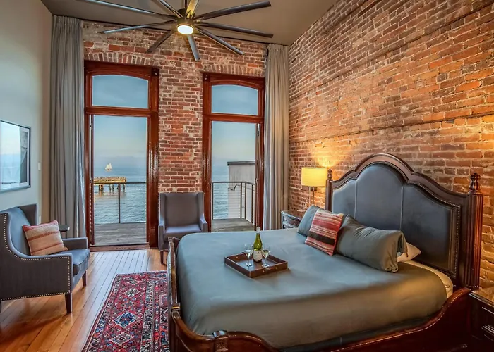 Water View Room 204 At The Belmont Hotel Port Townsend