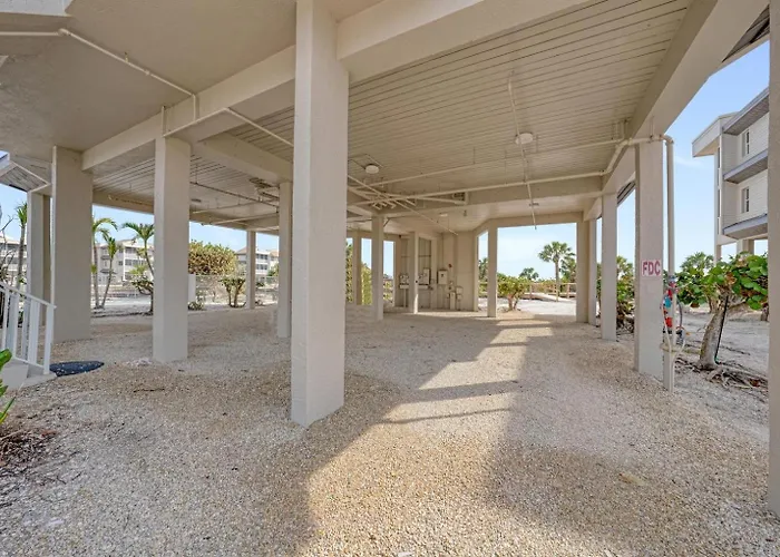Shell Island Beach Club 6B Sanibel