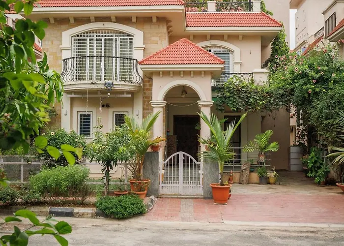 Timber Leaf Villa By Stayjade Nr Hyd Airport Hyderabad