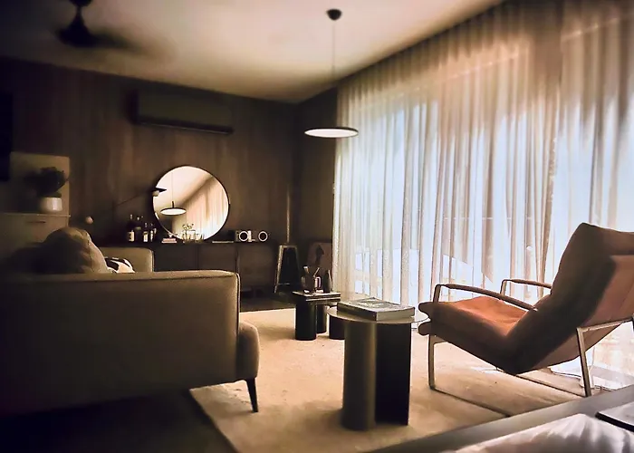 Intimate Rainforest Retreat - Adults Only Gold Coast