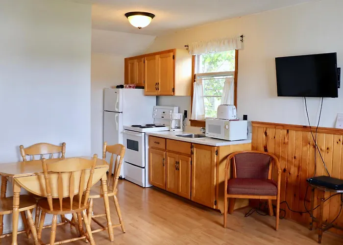 Shining Waters - Ingleside Cottages Cavendish