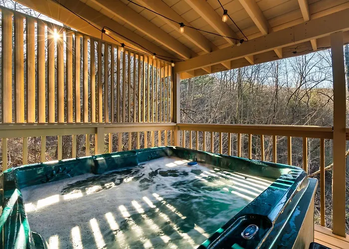 Cabin With Spectacular View With Hot Tub In The Smoky Mtns Sevierville
