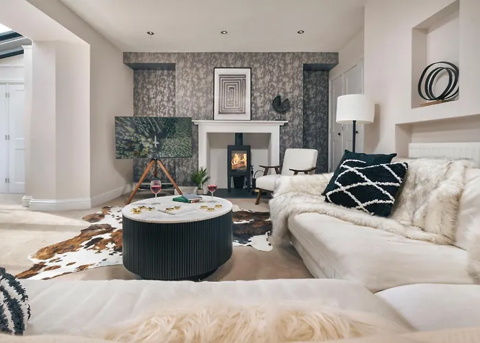 Rosemount Lake District Townhouse With Hot Tub - Ridgestone Windermere