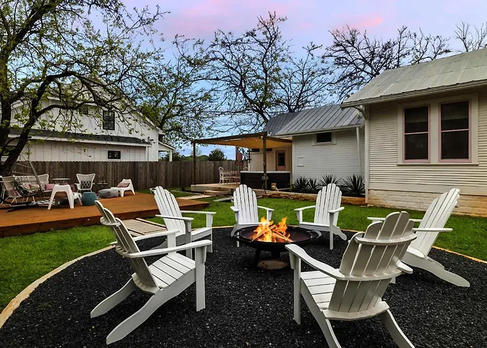 Pink Duchess - Mins To Main Hot Tub & Fire Pit Villa Fredericksburg
