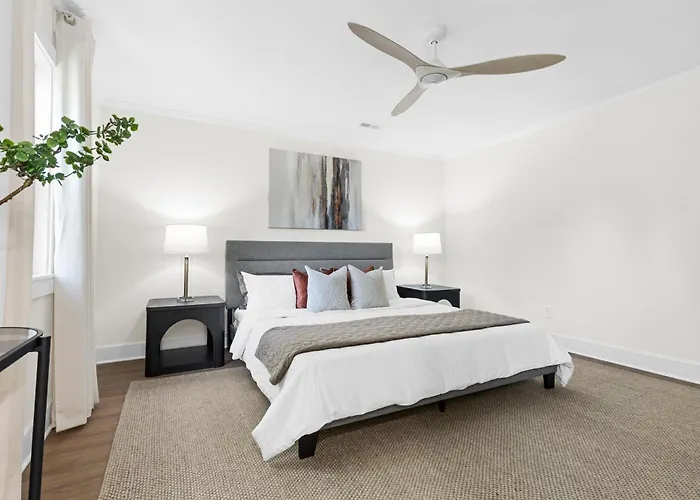 Modern 4 Bed In Quail Hollow Charlotte