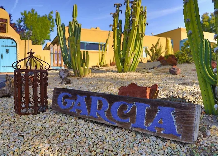Garcia Hacienda Authentic Mexican Villa & Hot Tub Atascadero