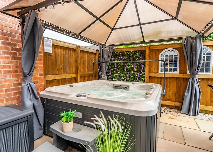 The Ebor House - With Hot Tub Villa York