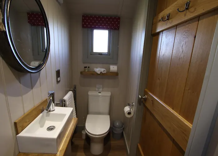 Springwood Shepherd Huts Glamping York