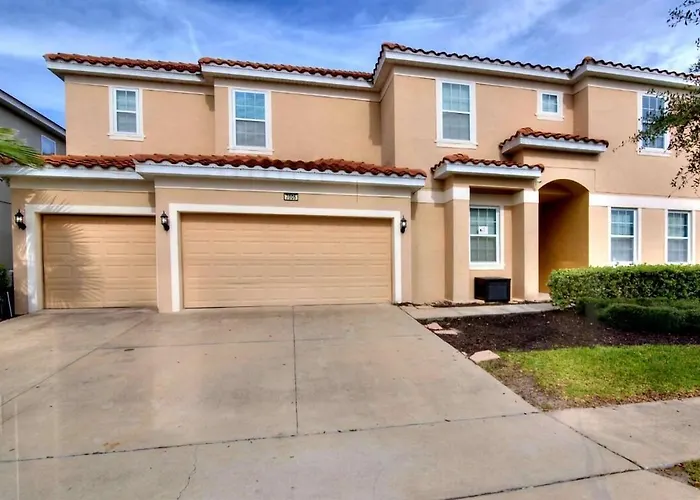 Hollywood Home In Resort Davenport