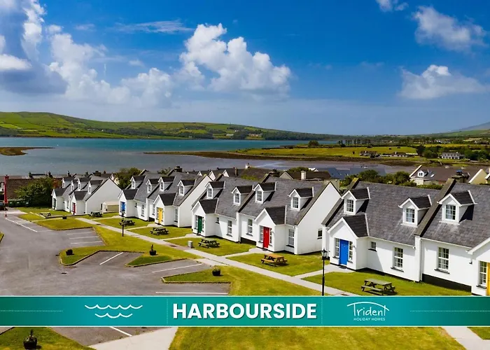 Dingle Harbour Cottages 3 Bed - Sleeps 6 By Trident Holiday Homes