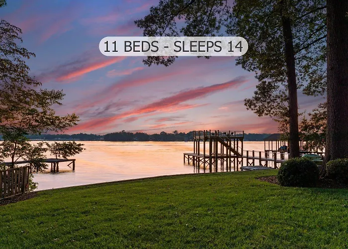 Lakefront Living Mooresville