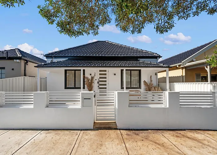 Luxury Urban Oasis Villa Sydney