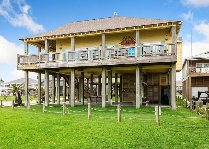 Beachfront With Deck Hot Tub And View And Cargo Lift Sleeps 14 Bolivar Peninsula