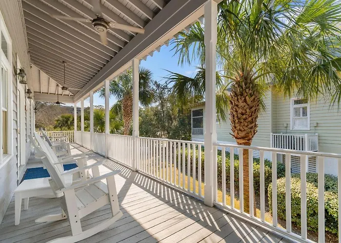 A 4 Bedroom House In Gated Litchfield By The Sea Pawleys Island