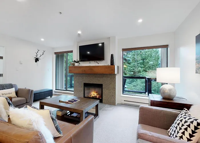 Foxglove 6 - The Villas | 1-Level Townhouse Walking Distance To Village & Close To Ski Hill Whistler