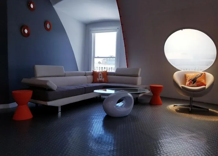 The Spaceship House! Navarre