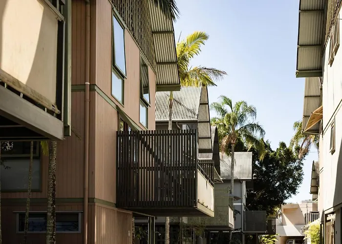 Beach Houses 22 30 Hastings Street Noosa Heads